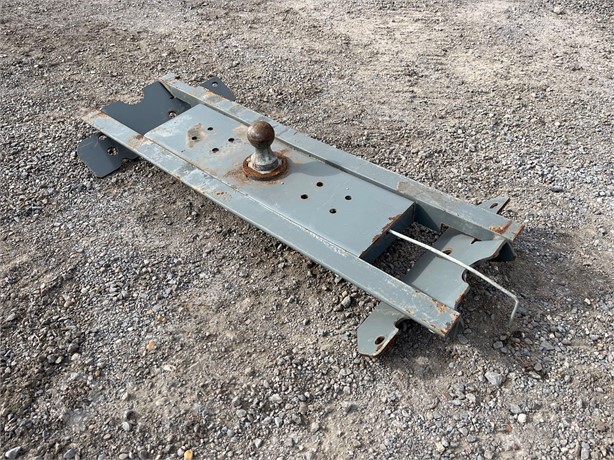 GOOSENECK HITCH Used Other Truck / Trailer Components auction results
