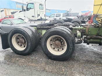 1995 FREIGHTLINER FLD120 Used Cutoff Truck / Trailer Components for sale