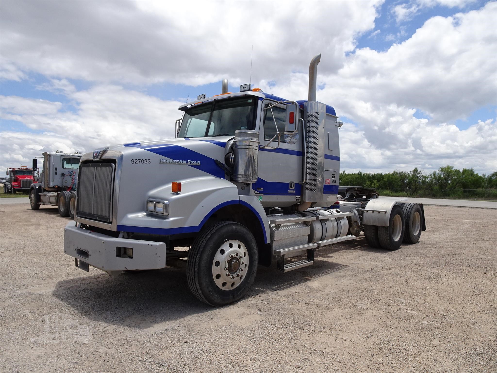 Western Star Conventional Trucks W Sleeper For Sale In Usa 288 Listings Truckpaper Com Page 1 Of 12