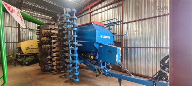 2012 LEMKEN SOLITAIR 9/600K Used Seed drills for sale