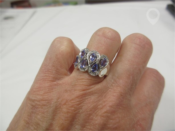 DIAMOND RING 14K WHITE GOLD TANZANITE DIAMOND RING Used Rings Fine Jewellery auction results