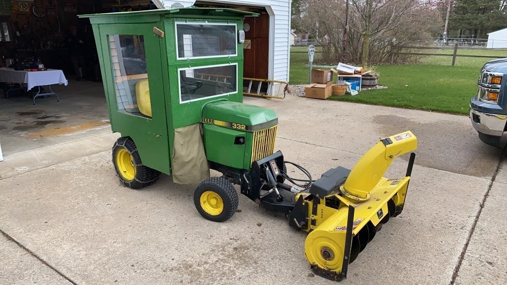 John Deere 332 Diesel Garden Tractor Live And Online Auctions On