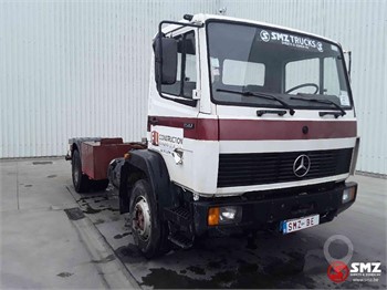 1991 MERCEDES-BENZ 1517 Used Chassis Cab Trucks for sale