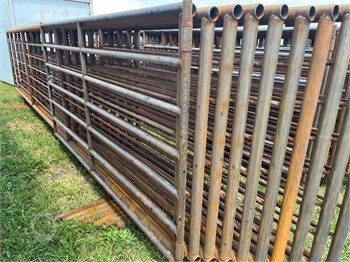 (10) 24' FREE STANDING CORAL PANELS Used Other auction results
