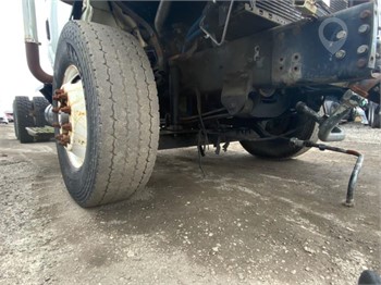2002 INTERNATIONAL 7400 Used Axle Truck / Trailer Components for sale