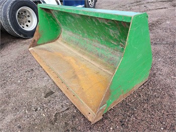 JOHN DEERE BUCKET 90" Used Other upcoming auctions