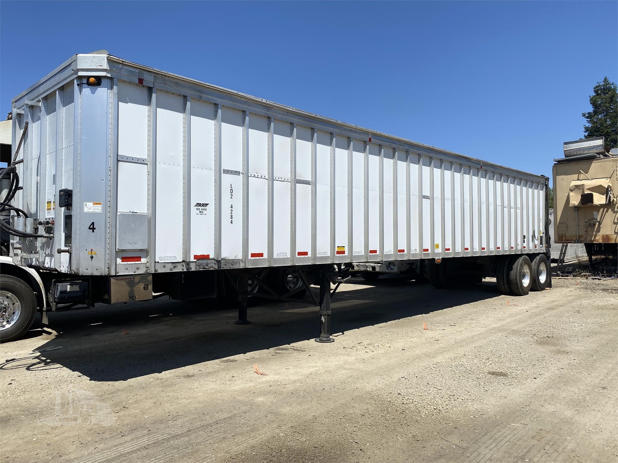 Belt Trailers For Sale By THE TRAILER CO INC - 2 Listings | www