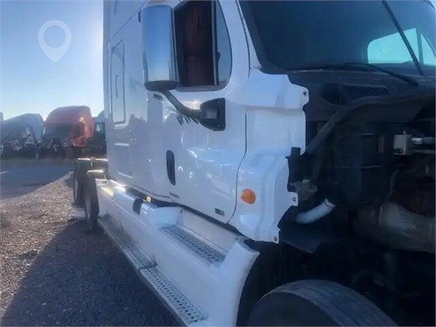 2012 FREIGHTLINER CASCADIA 125 Used Cab Truck / Trailer Components for sale