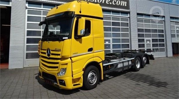 2019 MERCEDES-BENZ ACTROS 2553 Used Chassis Cab Trucks for sale