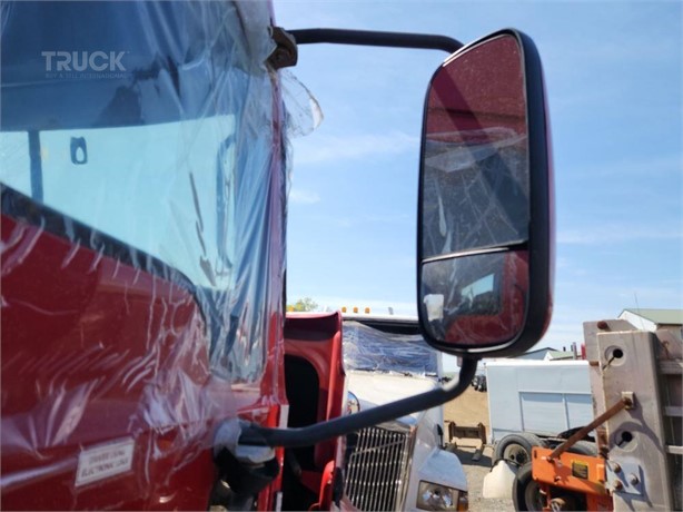 2015 MACK CXU613 Used Fensterglas LKW- / Anhängerkomponenten zum verkauf