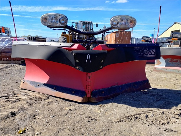 BOSS 8 FT V PLOW Used Plow Truck / Trailer Components auction results
