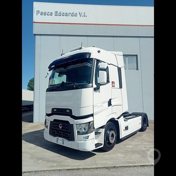 2018 RENAULT T480 Used Tractor with Sleeper for sale