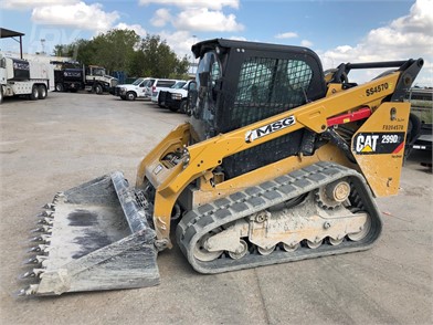 Cat Extends D Series Compact Track Loaders From Caterpillar Cat For Construction Pros