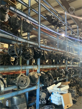 2010 SPICER, MERCEDES, MERITOR Used Differential Truck / Trailer Components for sale