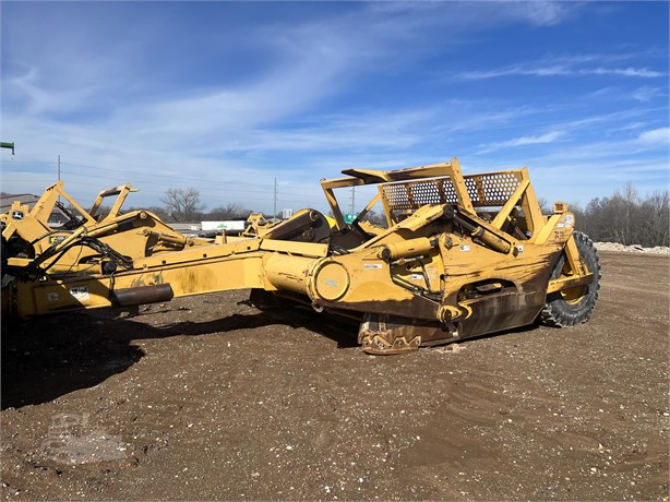 2005 DEERE 1810E Used プルスクレーパー for rent