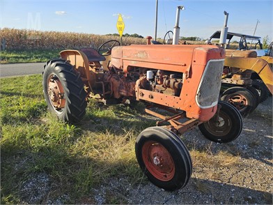 ALLIS-CHALMERS D17 For Sale in Downing, Wisconsin