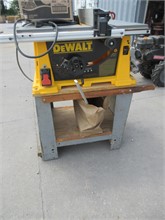 DEWALT DW744 10 INCH TABLE SAW Used Power Tools Tools/Hand held items upcoming auctions