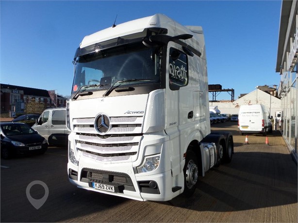 2019 MERCEDES-BENZ ACTROS 2551 Used Tractor with Sleeper for sale