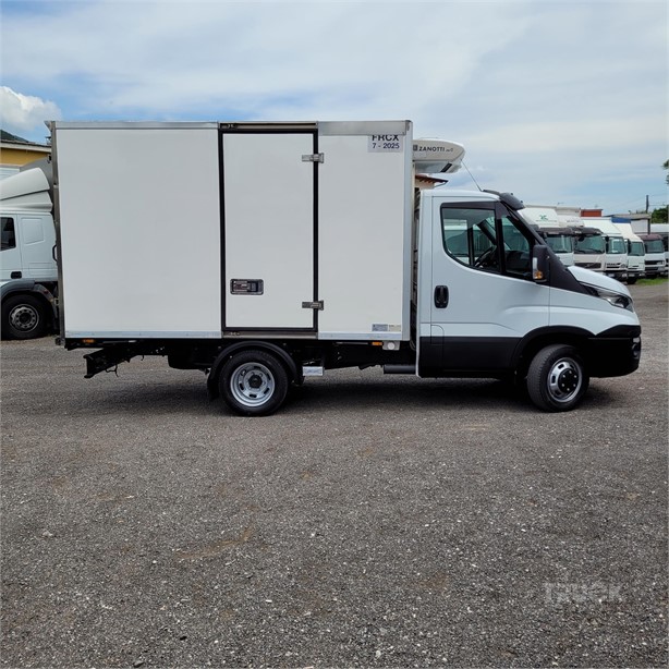 2016 IVECO DAILY 35-150 Used Kühlkastenwagen zum verkauf