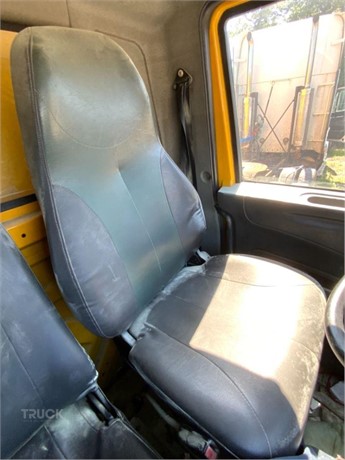 2013 INTERNATIONAL DURASTAR 4300 Used Sitz LKW- / Anhängerkomponenten zum verkauf
