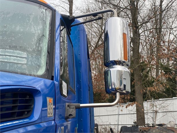 2007 INTERNATIONAL 4400 Used Glass Truck / Trailer Components for sale
