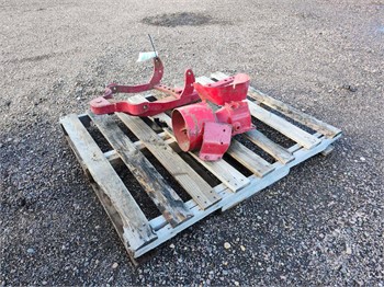 FARMALL DRAW HITCH AND PULLEY Used Other upcoming auctions