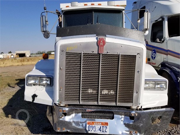 1988 KENWORTH T800 Used Grill Truck / Trailer Components for sale