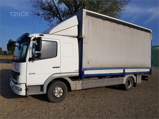 2008 MERCEDES-BENZ 818 Used Schiebeplane LKW zum verkauf