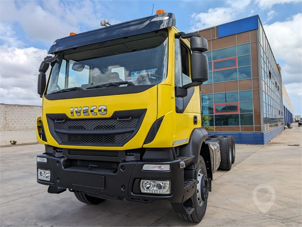 2014 IVECO TRAKKER 260 Used Chassis Cab Trucks for sale