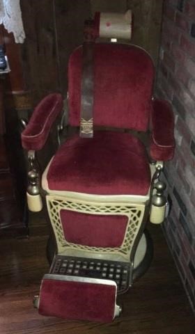 Emil J Paidar Barbers Chair With Pearl Duck Kraft Auction Service