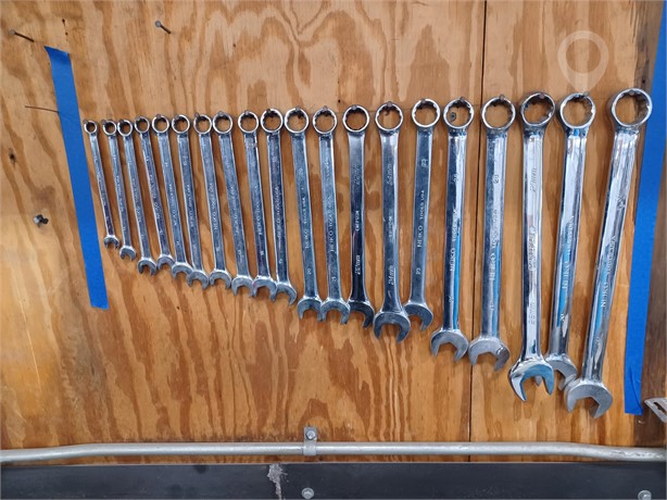 NEIKO METRIC COMBINATION WRENCH SET Used Hand Tools Tools/Hand held items auction results