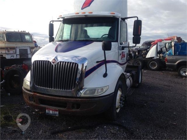 2004 INTERNATIONAL TRANSTAR 8600 Used Cab Truck / Trailer Components for sale