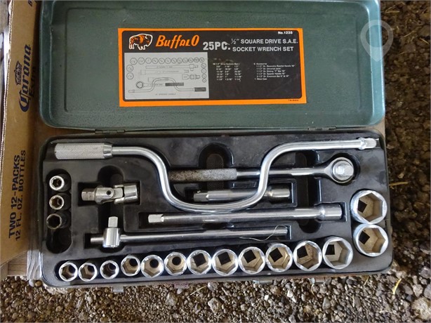 BUFFALO 25 PIECE 1/2IN SOCKET SET Used Hand Tools Tools/Hand held items auction results