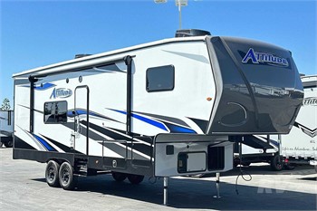 ECLIPSE ATTITUDE WIDELITE Fifth Wheel Toy Haulers For Sale