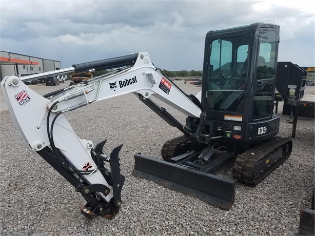 BOBCAT E35I Used Mini (up to 12,000 lbs) Excavators for rent