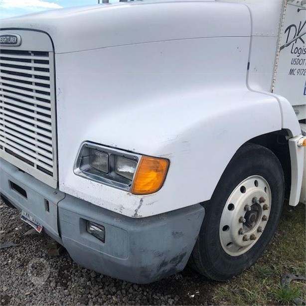 2000 FREIGHTLINER FLD112 Used Bumper Truck / Trailer Components for sale