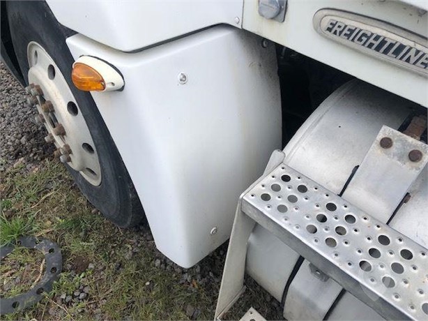 2000 FREIGHTLINER FLD112 Used Bumper Truck / Trailer Components for sale