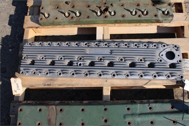 PACKARD ALUMINUM 8-CYLINDER HEAD Used Cylinder Head Truck / Trailer Components auction results