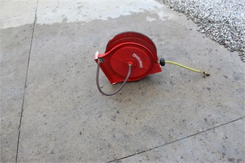 REELCRAFT 4HK89 HOSE REEL Hoses Shop / Warehouse Auction Results in  RUSHVILLE, INDIANA