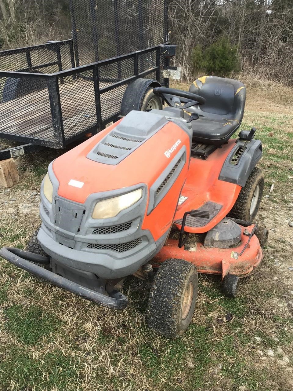 Husqvarna Yth2348 Running Mower Live And Online Auctions On