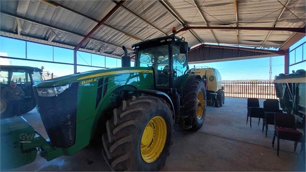 2015 JOHN DEERE 8295R Used 175 HP to 299 HP Tractors for sale