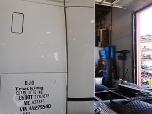 2009 VOLVO VNL670 Used Body Panel Truck / Trailer Components for sale