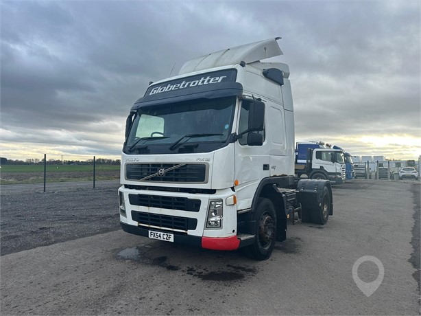 2004 VOLVO FM420 Used Tractor with Sleeper for sale