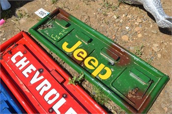 JEEP TAILGATE SIGN Used Other upcoming auctions