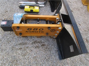 Hammer/Breaker - Hydraulic For Sale From Deloss Machinery Co - Barstow,  California