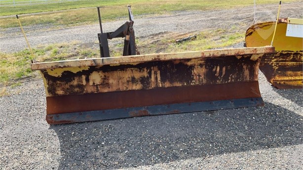 10 FOOT SNOW PLOW WITH TRUCK MOUNT Used Plow Truck / Trailer Components auction results