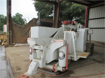 Pipelayers for sale. 2012 Superior SPX-460 Pipelayers