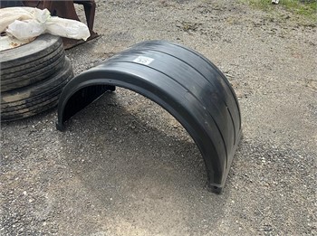 (1) SINGLE AXLE TRUCK FENDER Used Other Truck / Trailer Components auction results