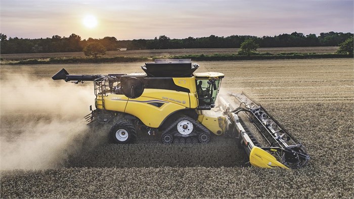 New Holland thinks big with latest combine series