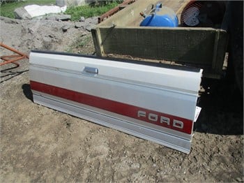1992 FORD TAIL GATE Used Body Panel Truck / Trailer Components auction results